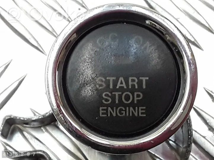 Mazda 6 Moottorin start-stop-painike/kytkin k0021