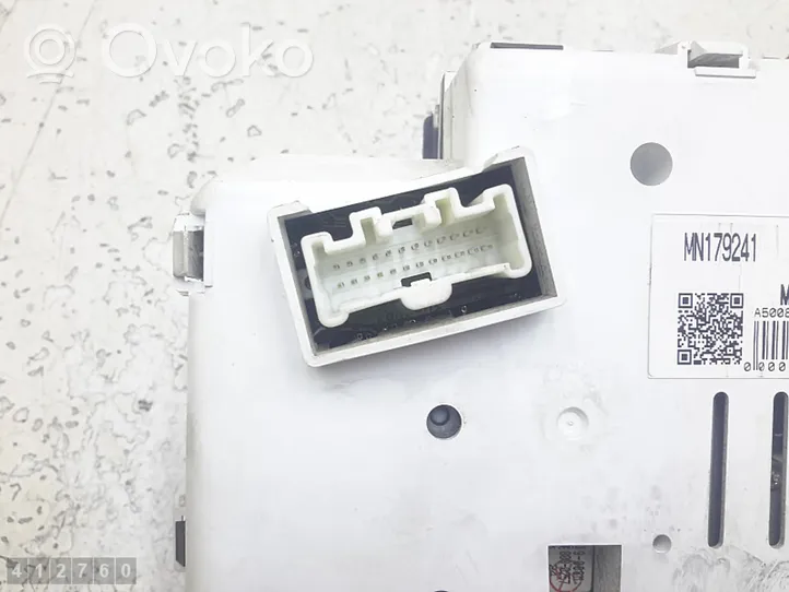 Mitsubishi L200 Tachimetro (quadro strumenti) mn179241