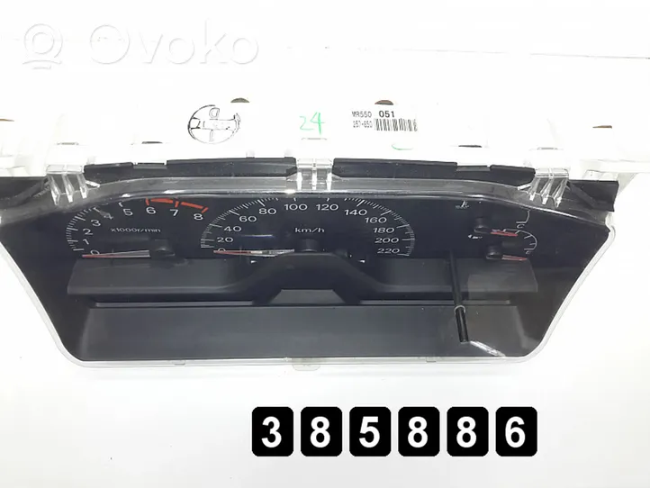 Mitsubishi Lancer Evolution Compteur de vitesse tableau de bord mr550051