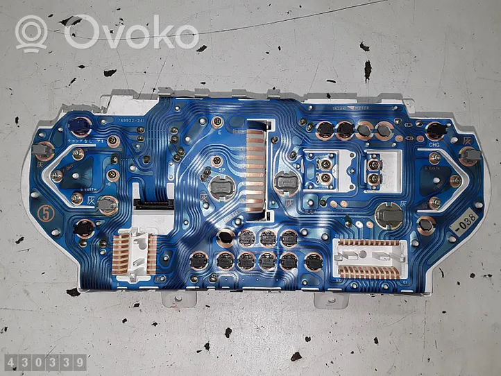 Mitsubishi Space Wagon Tachimetro (quadro strumenti) mr381545