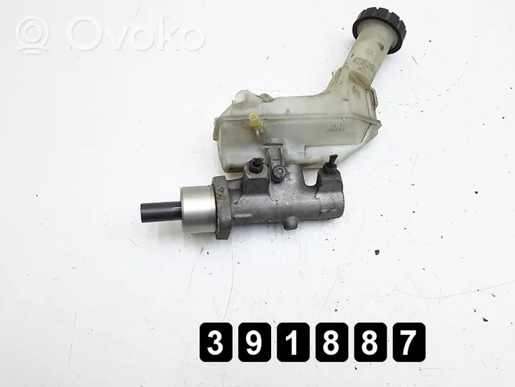 Nissan Micra C+C Master brake cylinder 8200129956b