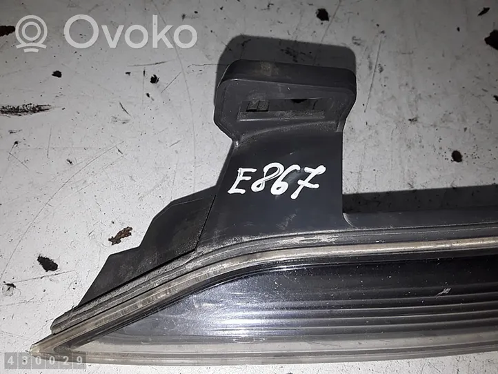 Nissan Murano Z50 Rivestimento sotto il faro/fanale 42263957