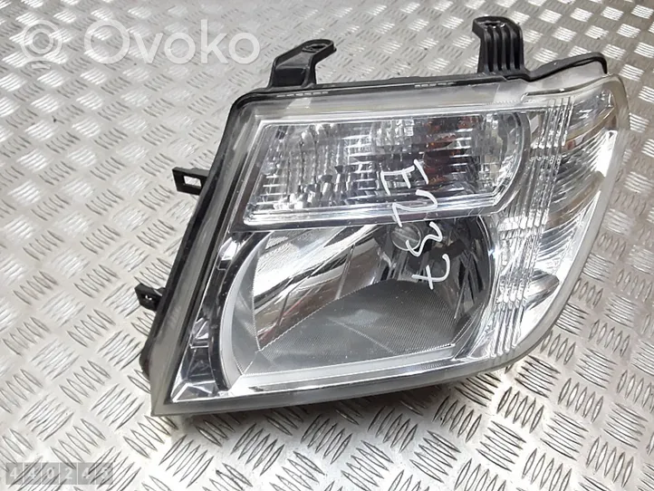 Nissan Navara Phare frontale 260605x00b