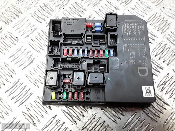 Nissan Navara Fuse module 284b7eb33c