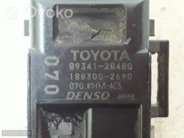 Toyota Prius (XW30) Pysäköintitutkan anturi (PDC) 