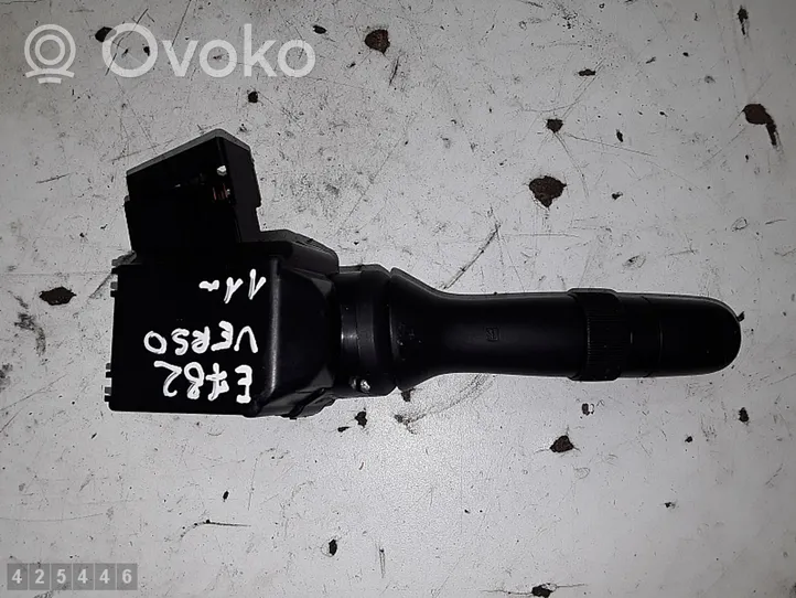 Toyota Verso Pyyhkimen kytkin 0521017F525