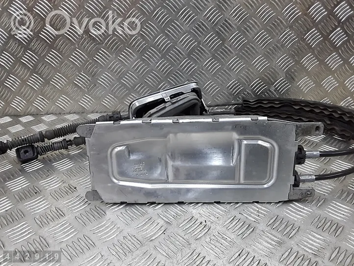 Volkswagen Tiguan Pavarų perjungimo mechanizmas (kulysa) (salone) 5N0711049