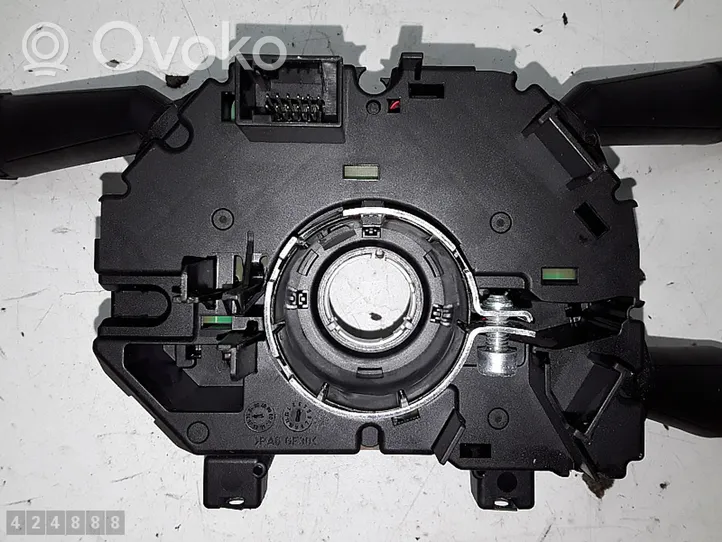 Alfa Romeo Giulietta Leva/interruttore dell’indicatore di direzione e tergicristallo 28408646