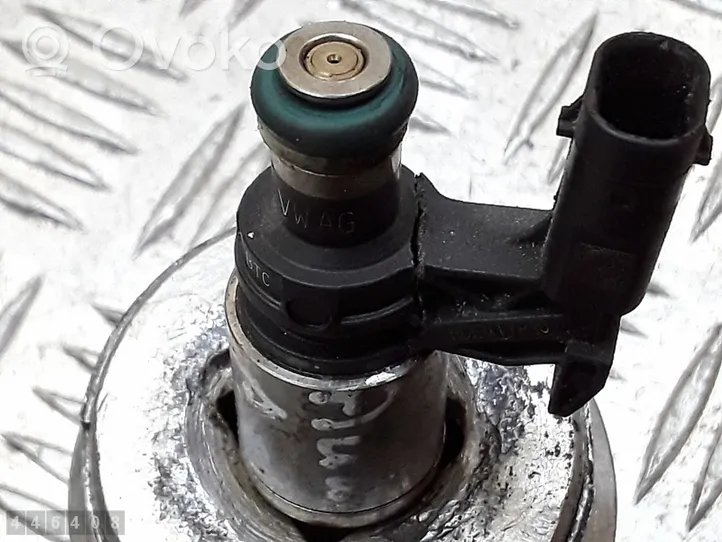 Audi A1 Fuel injector 04e906036ae