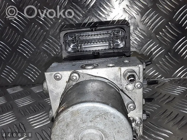 Fiat 500L ABS-pumppu 51973614