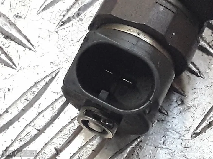 BMW M5 Injecteur de carburant 04451102167793836