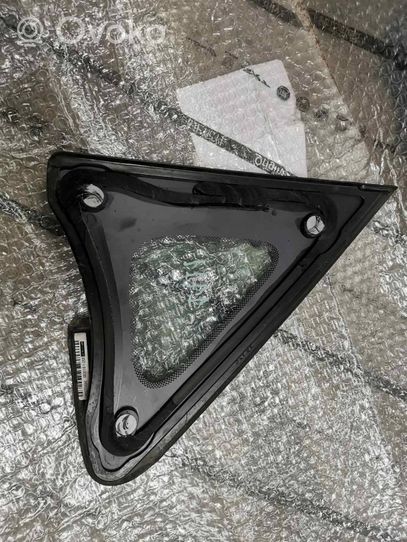 Chrysler Pacifica Front door vent window glass four-door 