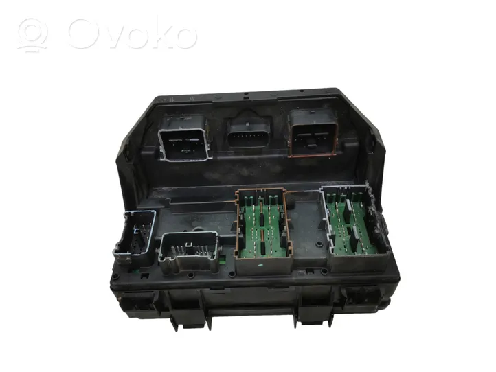 Volkswagen Routan Set scatola dei fusibili 04692334AH