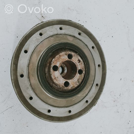 Opel Zafira C Crankshaft pulley 55577930