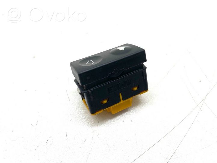 BMW Z3 E36 Electric window control switch 8368941