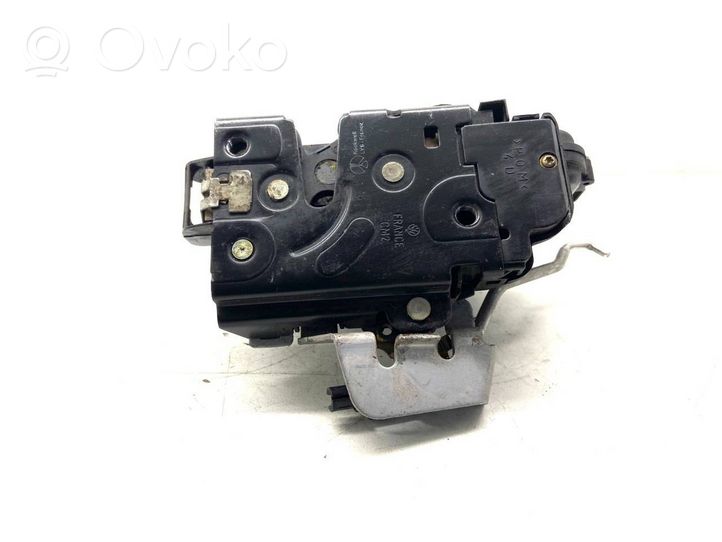 Audi A6 S6 C5 4B Etuoven lukko PA6630F