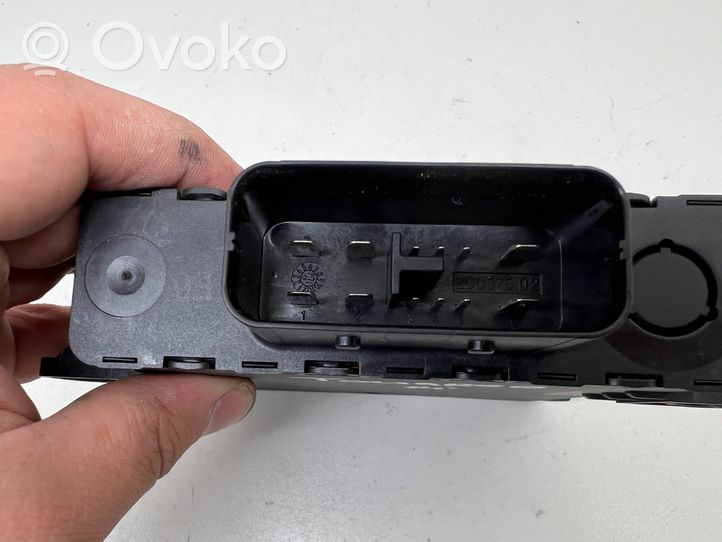 Volkswagen Touareg II Module convertisseur de tension 7PP959663E