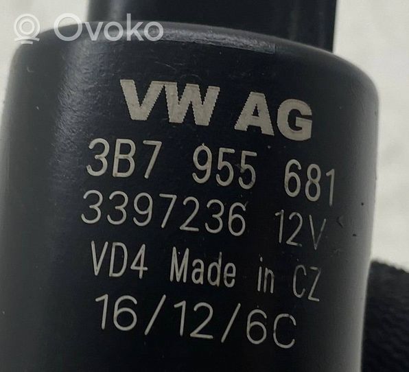 Volkswagen Sharan Pompa spryskiwacza lampy przedniej 3B7955681