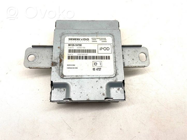 KIA Ceed Moduł / Sterownik USB 961201H700