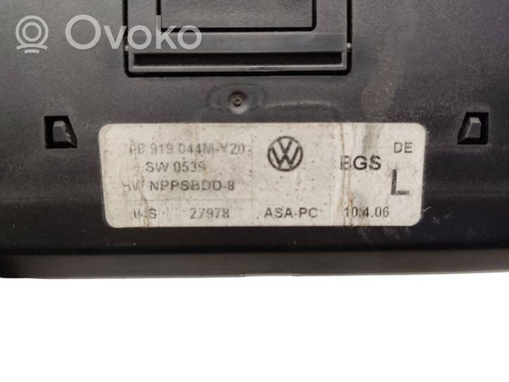 Volkswagen Touran I Monitor / wyświetlacz / ekran 7L6919044M