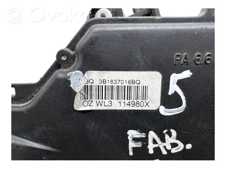 Skoda Fabia Mk1 (6Y) Front door lock 3B1837016BQ