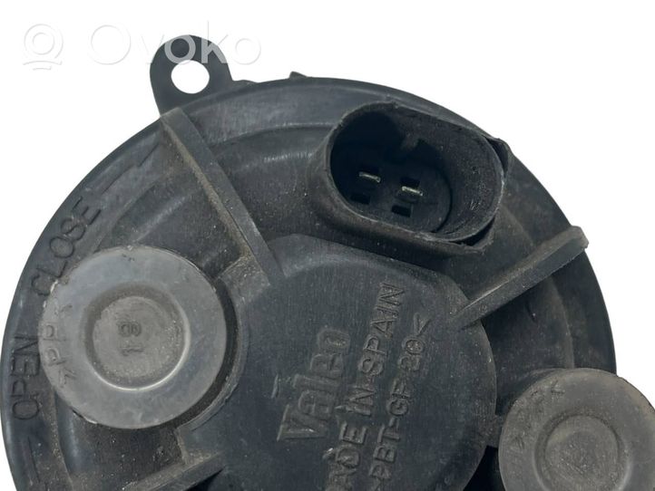 Audi A4 S4 B5 8D Передняя противотуманная фара 8D0941700B