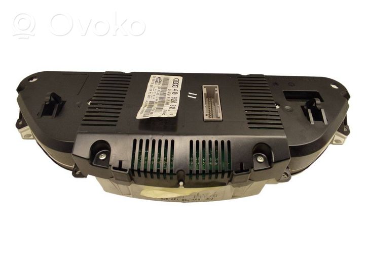 Audi A6 S6 C6 4F Nopeusmittari (mittaristo) 4F0920950L