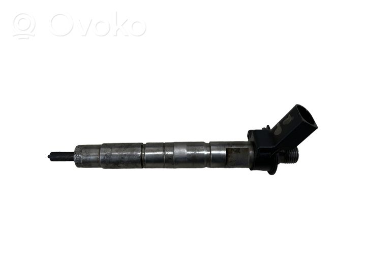 BMW 1 E82 E88 Fuel injector 7797877