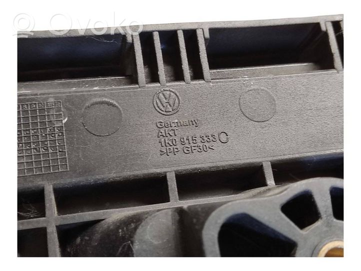 Volkswagen Touran I Support boîte de batterie 1K0915333C