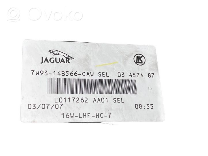 Jaguar XJ X350 Istuimen säädön kytkin 7W9314B566CAW