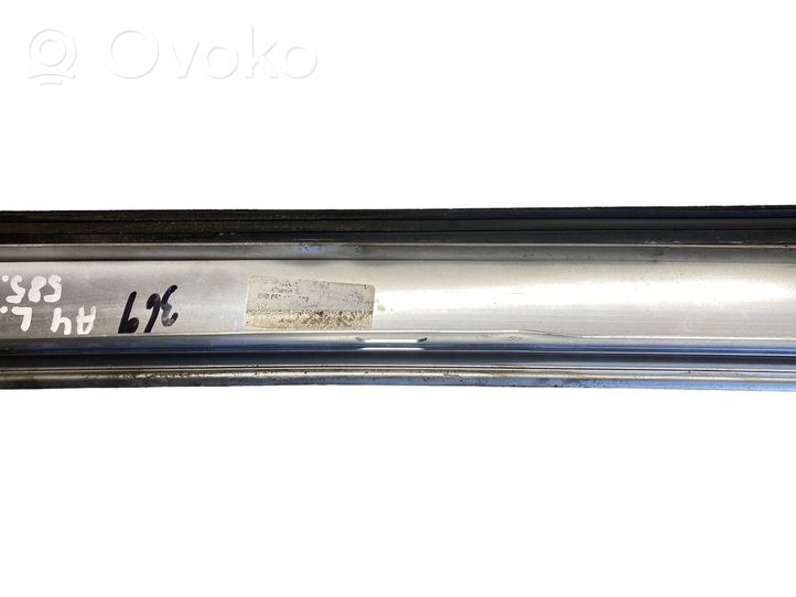 Audi A4 S4 B7 8E 8H Windshield trim 8H0853266