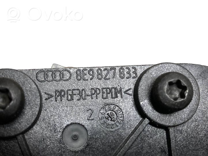 Audi A3 S3 A3 Sportback 8P Siłownik zamka tylnej klapy bagażnika 8E9827833