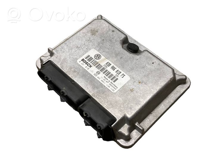 Volkswagen PASSAT B5 Dzinēja vadības bloks 038906018FS