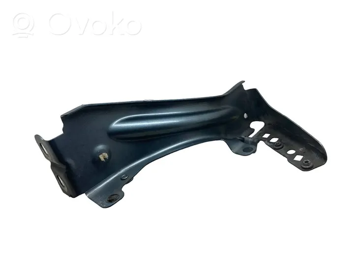 Audi TT TTS Mk2 Supporto di montaggio del parafango 8J0821135F