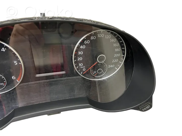 Volkswagen Sharan Speedometer (instrument cluster) 7N0920870G