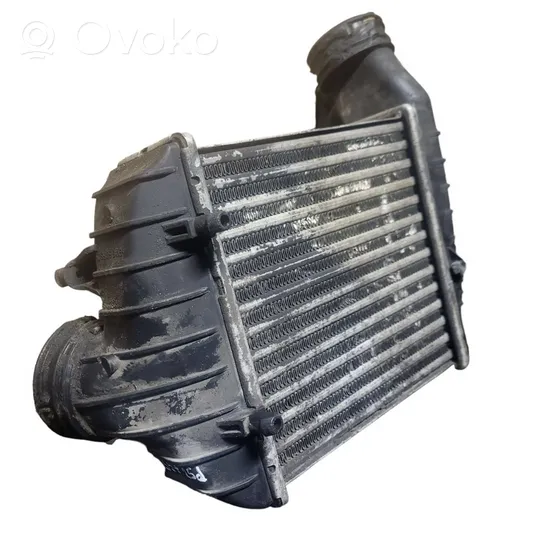 Volkswagen PASSAT B5.5 Intercooler radiator 3B0145805J