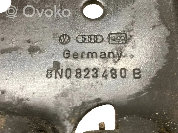 Audi TT Mk1 Anello/gancio chiusura/serratura del vano motore/cofano 8N0823480B