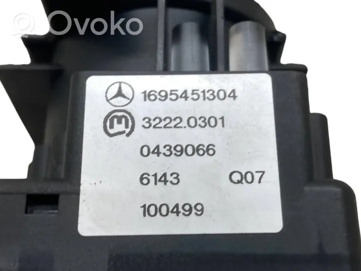 Mercedes-Benz B W245 Valokatkaisija 1695451304