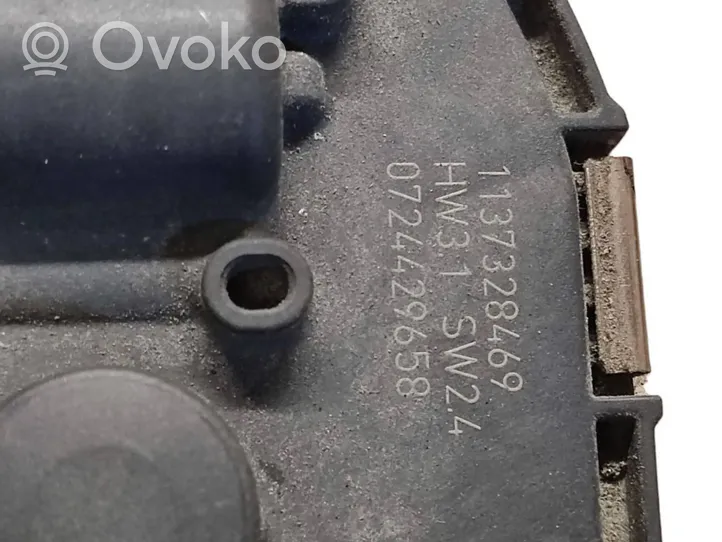 Audi A6 S6 C6 4F Etupyyhkimen vivusto ja moottori 4F1955119C