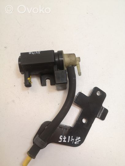 Mercedes-Benz A W169 Vacuum valve A0061536628