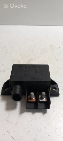 Mercedes-Benz E W211 Charging relay A0025426419