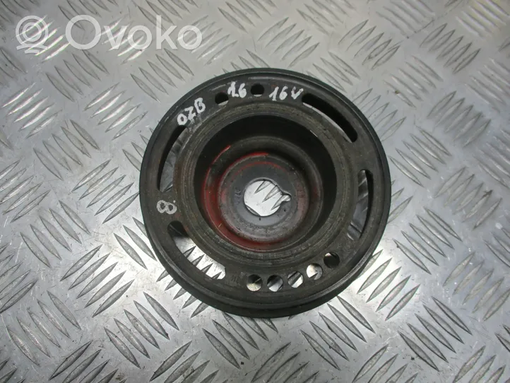 Opel Zafira B Water pump pulley 