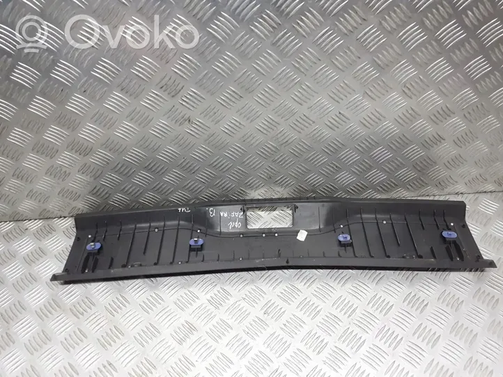 Opel Zafira B Poszycie / Tapicerka tylnej klapy bagażnika 322225228