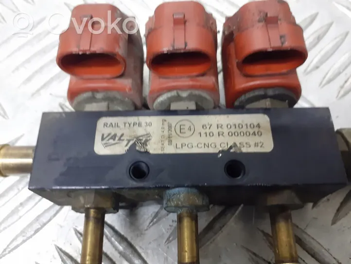 Skoda Fabia Mk1 (6Y) Wtryskiwacze LPG / Komplet 67R010104