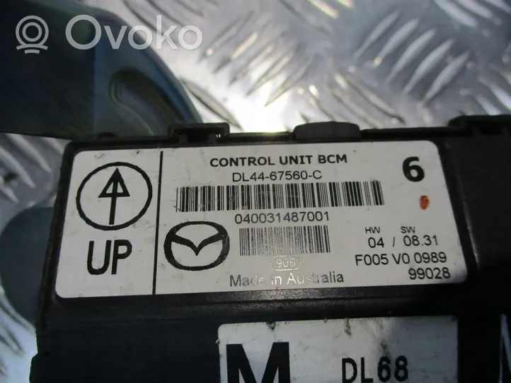 Mazda 2 Skrzynka bezpieczników / Komplet DL44-67560-C