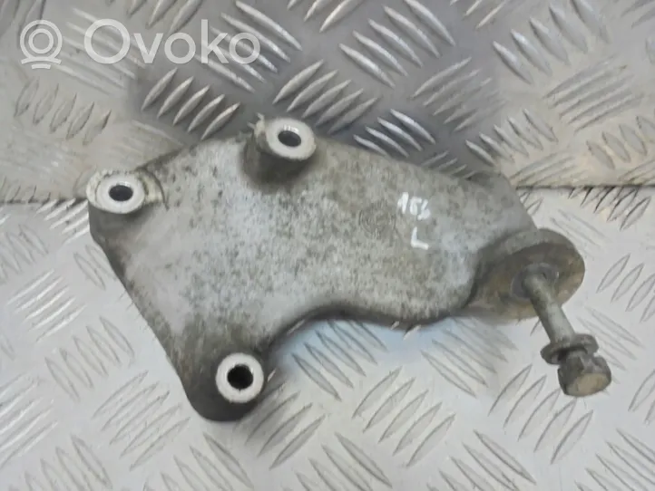 Alfa Romeo 156 Gearbox mounting bracket 