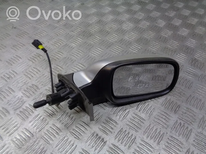 Peugeot 307 Front door electric wing mirror 