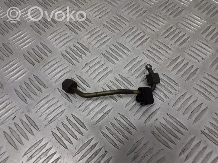 Peugeot 307 Tuyau d'alimentation conduite de carburant 