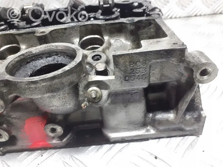 Mazda 2 Culasse moteur C0688350