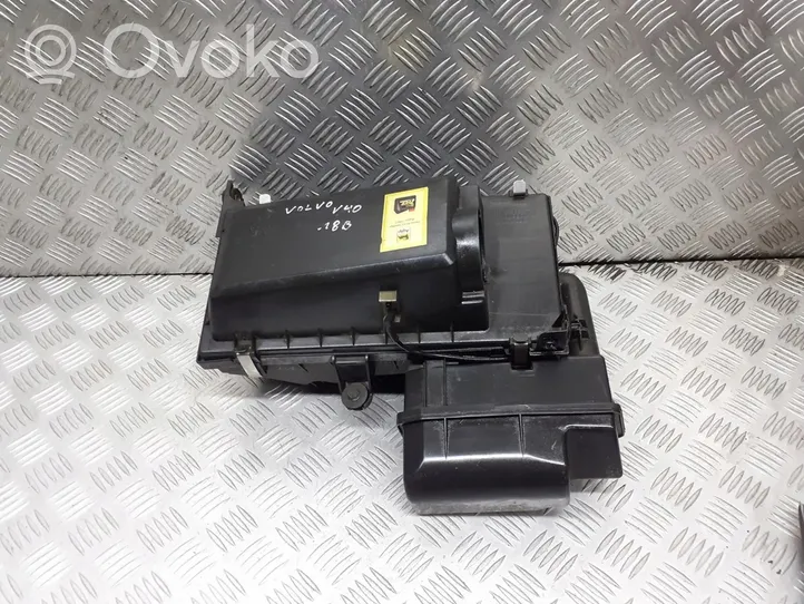 Volvo S40, V40 Boîtier de filtre à air 30887040